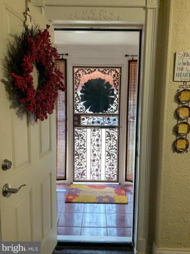 2842 Constitution Rd, Camden NJ  08104-2985 exterior