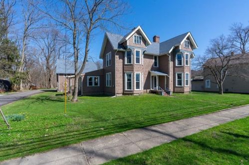 3314 Main St, Sandy Lake, PA 16145-3574