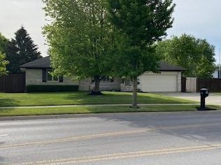 3156 Hoover Rd, Darbydale, OH 43123-1737