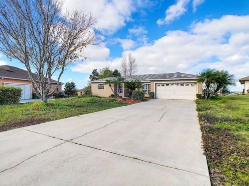 1425 Bluff Loop, Dundee, FL 33838-4401