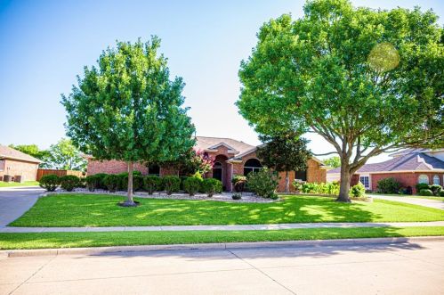 1607 Stonecrest Trl, St Paul, TX 75098-7755