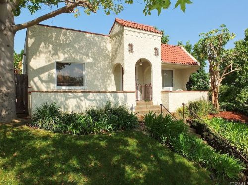 247 Quincy Ave, Long Beach, CA 90803-1634