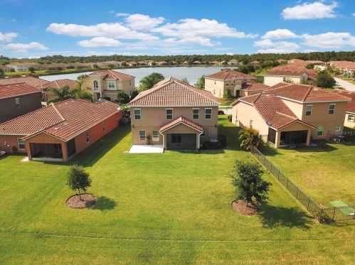 1753 Berkshire Cir, Vero Beach FL 32968-6720 exterior