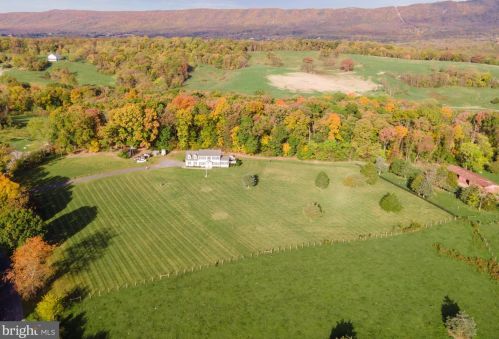 941 Copp Rd, Strasburg VA  22657-3427 exterior