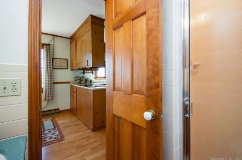 58 Notch Rd, Manchester CT  06043-7421 exterior