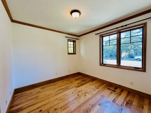 350 Oxford Ave, Palo Alto CA  94306-1134 exterior