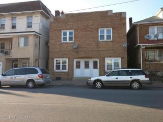 533 Diamond Ave, Hazle Township, PA 18201-5301