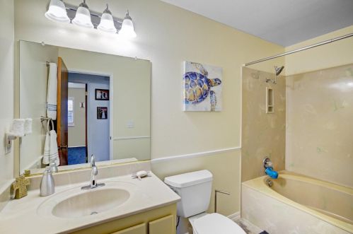 1235 Riv Blf Dr, Valley Home CA 95361-2655 exterior