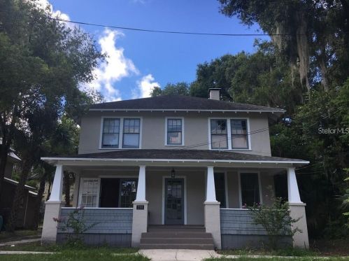 210 Wisconsin Ave, Deland, FL 32720-4235