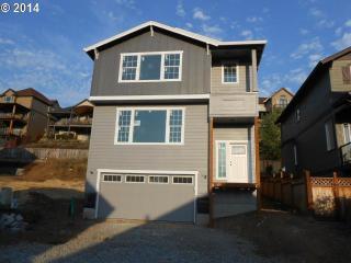 3542 Franklin St, Camas WA  98607-6906 exterior