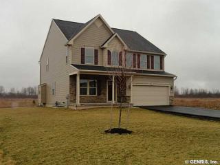 5988 Onyx Dr, Canandaigua, NY 14425-9720