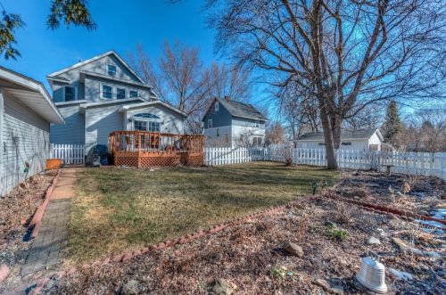 506 3rd St, New Johannesburg WI  54017-2015 exterior