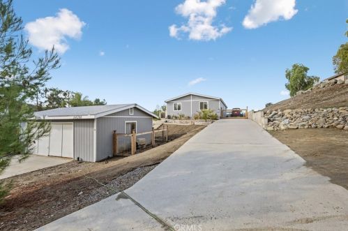 34291 Tractor Trl, Wildomar CA  92595-9490 exterior