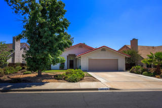 39644 Old Spring Rd, Murrieta, CA 92563-5566