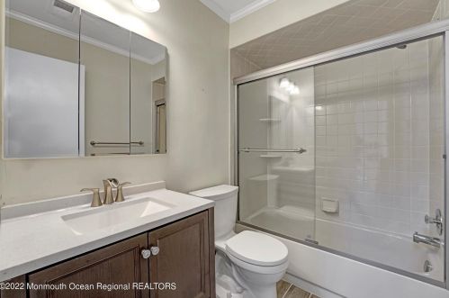 196 Loganberry Ln, East Freehold NJ  07728-4045 exterior