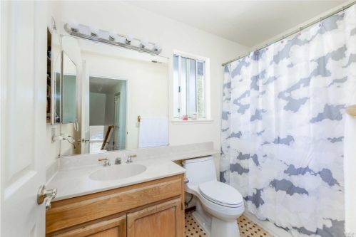 581 Tehuacan Rd, Ukiah CA  95482-4197 exterior