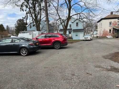 2544 South Ave, New Hamburg, NY 12590-3190