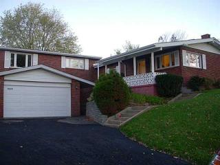 7009 Pennsylvania Ave, Finleyville, PA 15332-1601