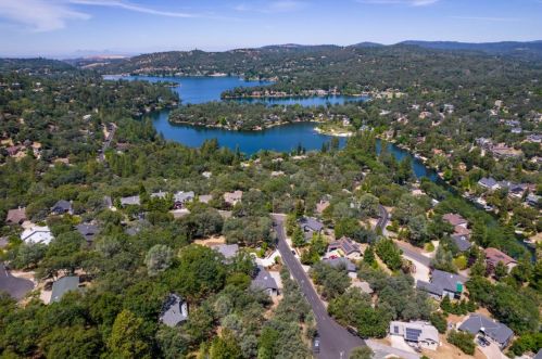 17833 Sunfish Ct, Lake Wildwood, CA 95946-9668