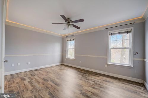 3517 Soffit Pl, Woodbridge VA  22192-5213 exterior