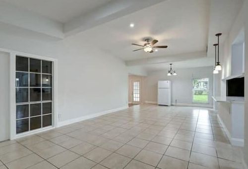 120 Prima Vista Blvd, Fort Pierce, FL 34983-8464