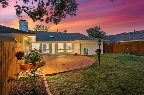 3156 Citation Dr, Dallas TX  75229-5839 exterior