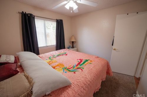 2869 La Vida Dr, Lancaster CA  93535-5873 exterior