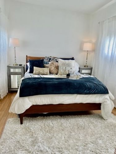 58 Saratoga, Newport Beach CA  92660-6148 exterior