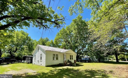 16282 Milford St, Bowling Green, VA 22427-2166