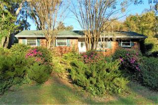 703 Center Dr, Beaufort, SC 29902-6030