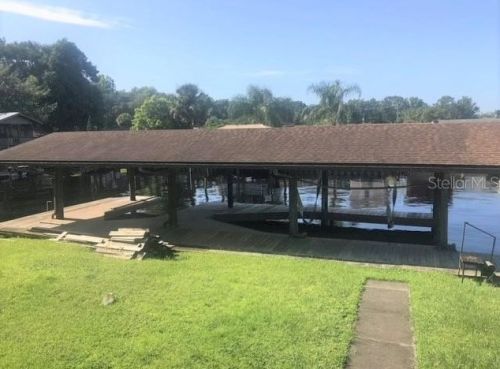 1603 Spring Garden Dr, Astor, FL 32102-7950