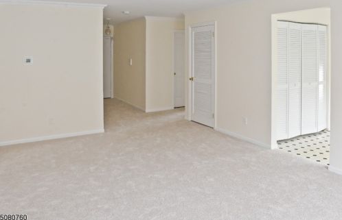 33 Village Dr, Morristown, NJ 07960-7313