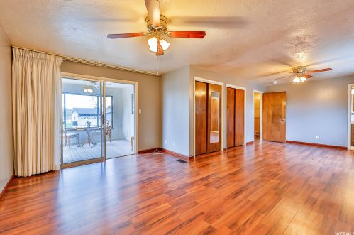 1096 Cambridge Rd, West Kaysville UT  84037-1305 exterior