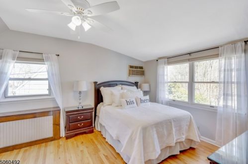 56 Lynwood Rd, Verona NJ  07044-1717 exterior