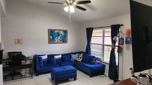 2273 Ida Way, West Palm Beach, FL 33415-7460