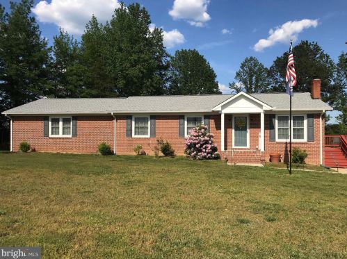 16461 Richmond Tpke, Bowling Green VA  22427-2207 exterior