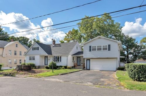 76 Rosemount Ave, Waterbury, CT 06708-3616