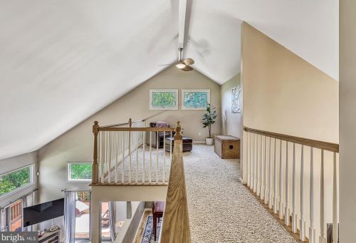 1015 Country Club Rd, Camp Hill PA  17011-1049 exterior