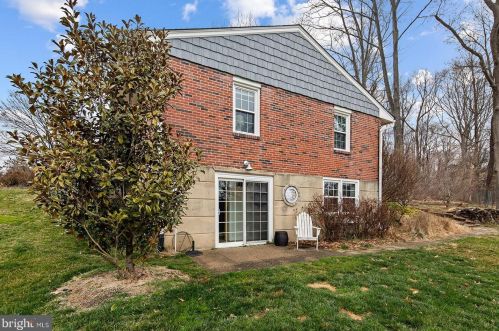 105 Ivy Ln, Glen Mills PA  19342-1319 exterior