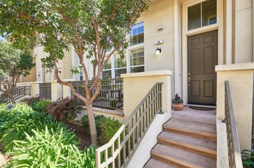 25 Bremerton Cir, Redwood City, CA 94065-7428
