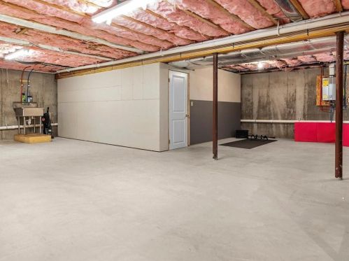 30 Excalibur Dr, Richmond RI  02892-1187 exterior