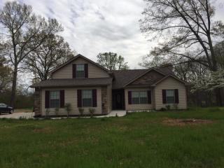 2182 Happy Hills Acre Rd, Woodlawn, TN 37191-9259