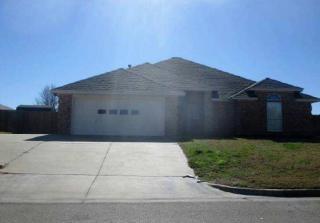 1609 Longfellow Ln, Cleburne, TX 76033-7503