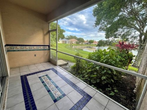 7811 Berkshire Pines Dr, Naples, FL 34104-7442