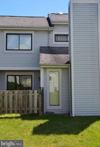 302 Continental Dr, Harleysville, PA 14194-3933