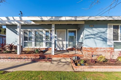 5551 Vernon St, Long Beach, CA 90815-2046