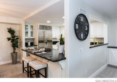 80 Montego Ct, San Diego CA 92118-3253 exterior