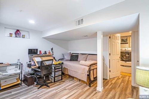 45 Longview Trl, Parsippany NJ  07834-2039 exterior