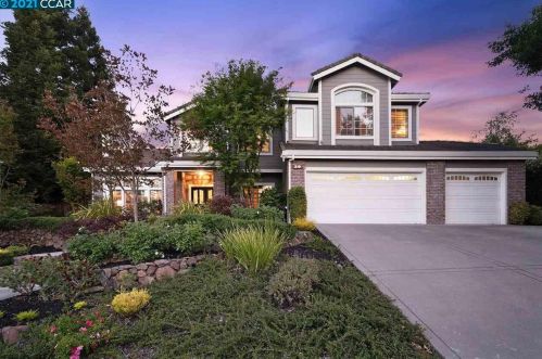 39 Savona Ct, Danville, CA 94526-1921