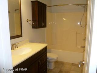 2915 Chillingworth Dr, Fayetteville NC  28306-9177 exterior